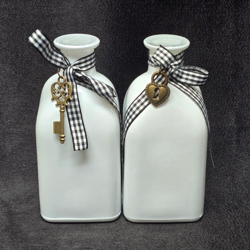 Country Mini Bud Vase Bottle Checkered Ribbon with Key & Heart Charms